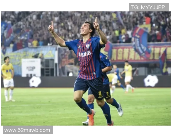 重庆足球队以71分领跑世锦赛积分榜展现强劲实力