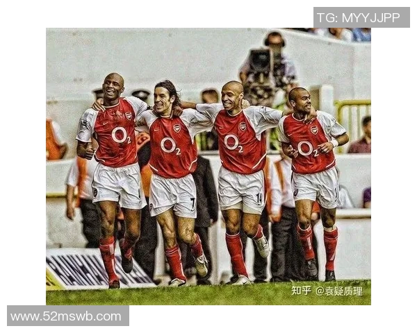 周姐带你认识足球明星的背后故事与精彩瞬间